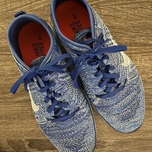 Nike Blue and White Women's Sneakers